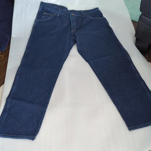 NWT Men's Wrangler Five Star Regular Fit Jeans Size 40 X 32 - Picture 2 of 4
